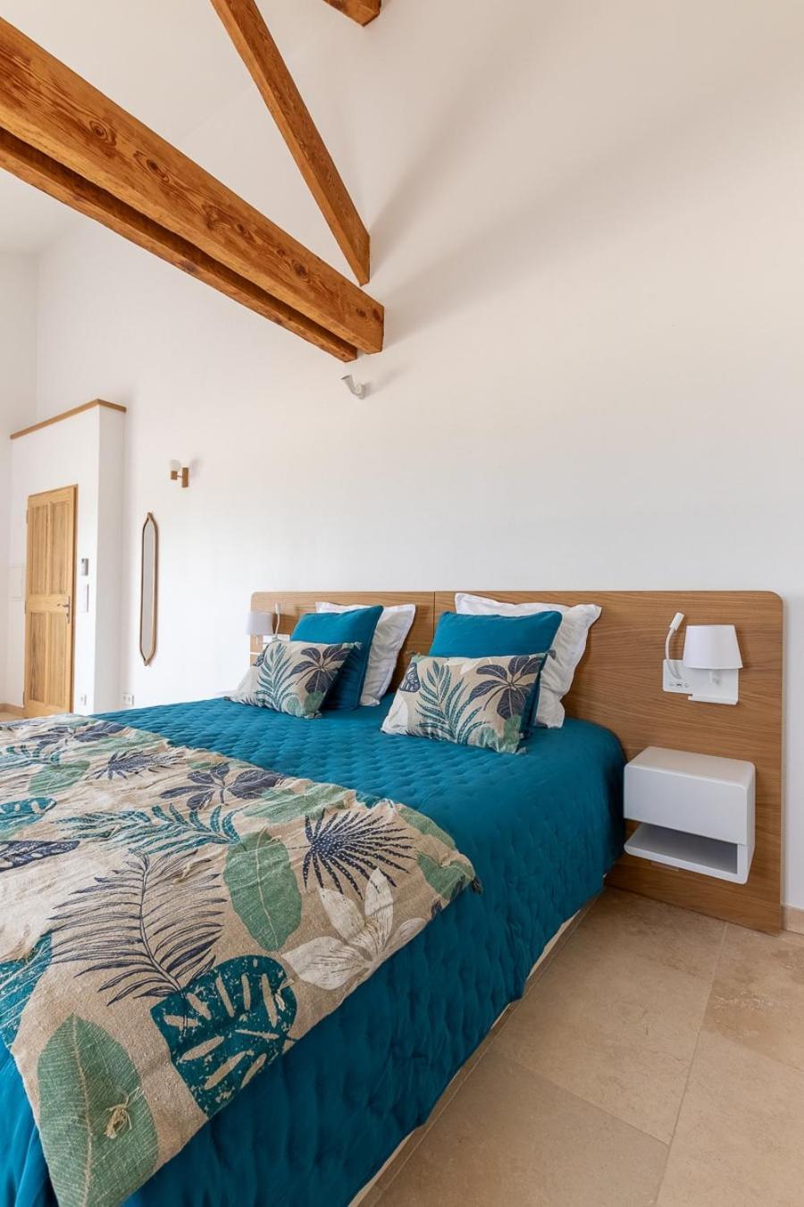 Bed and Breakfast Mas des Tourterelles Jonquieres  Exterior foto